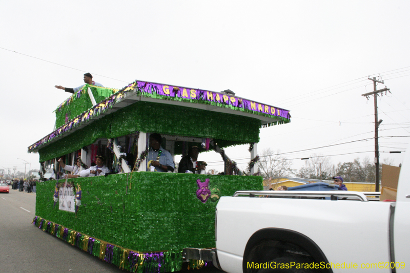 Krewe-of-Claude-Slidell-Mardi-Gras-2009-0232