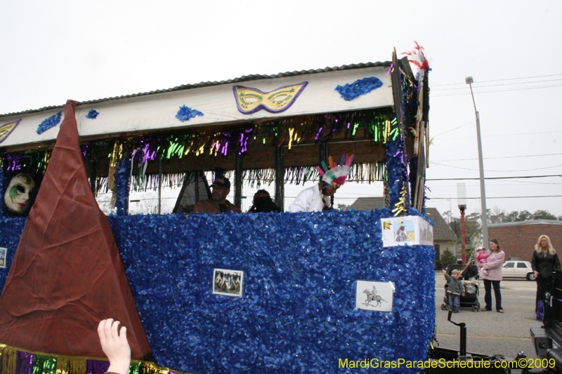 Krewe-of-Claude-Slidell-Mardi-Gras-2009-0237