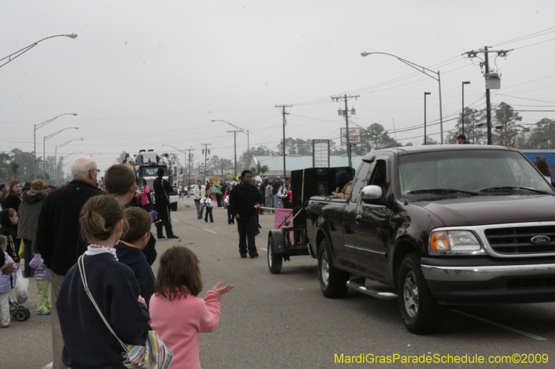 Krewe-of-Claude-Slidell-Mardi-Gras-2009-0248