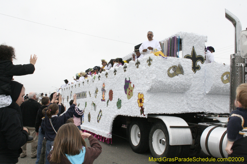 Krewe-of-Claude-Slidell-Mardi-Gras-2009-0260