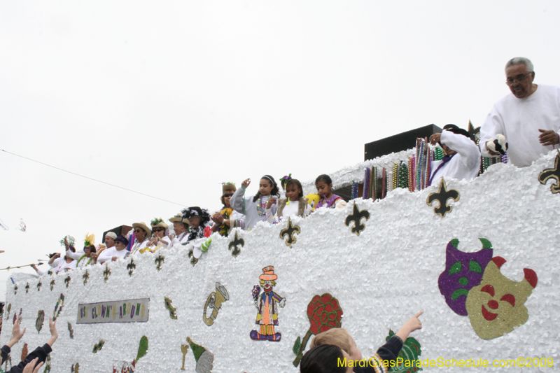 Krewe-of-Claude-Slidell-Mardi-Gras-2009-0262