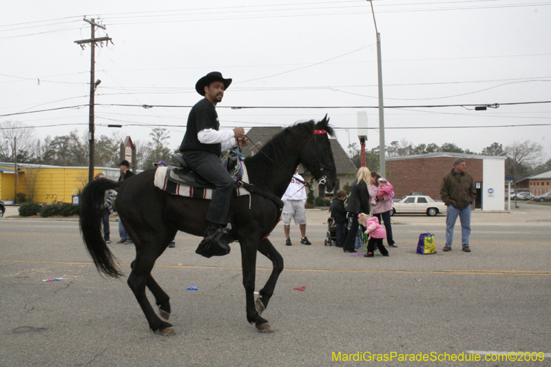 Krewe-of-Claude-Slidell-Mardi-Gras-2009-0274