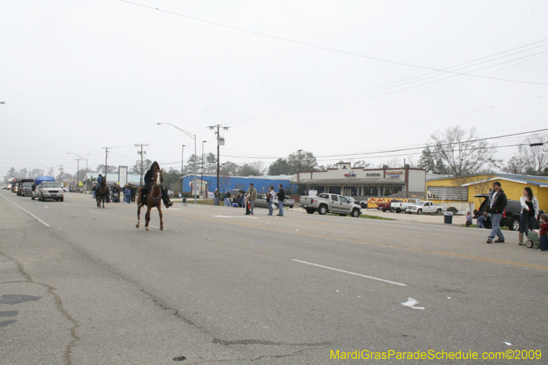 Krewe-of-Claude-Slidell-Mardi-Gras-2009-0283