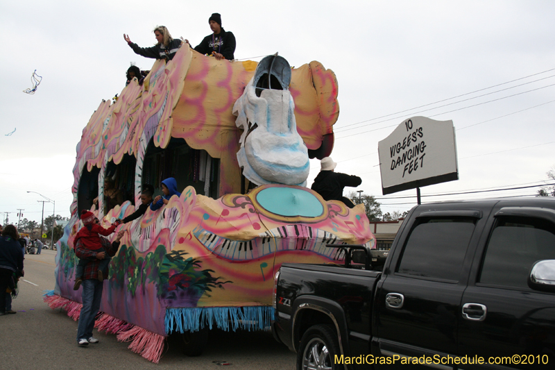 2010-Krewe-of-Claude-Mardi-Gras-Slidell-1070