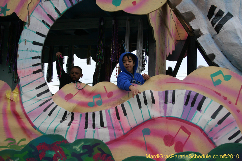 2010-Krewe-of-Claude-Mardi-Gras-Slidell-1072