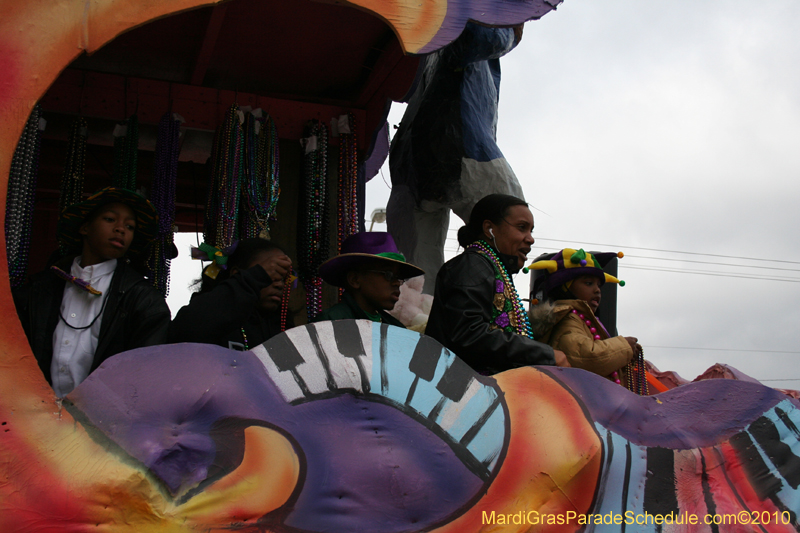 2010-Krewe-of-Claude-Mardi-Gras-Slidell-1100