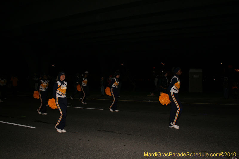 Krewe-of-Cleopatra-2010-Westbank-Mardi-Gras-2790