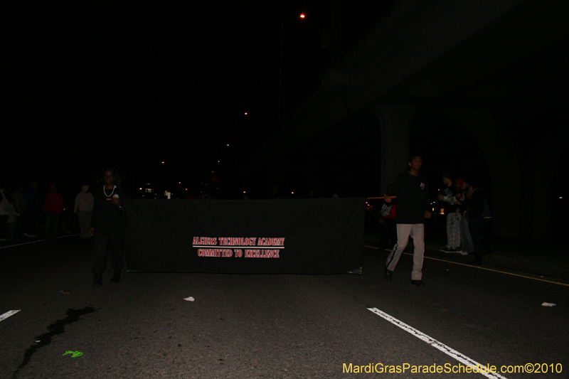 Krewe-of-Cleopatra-2010-Westbank-Mardi-Gras-2809