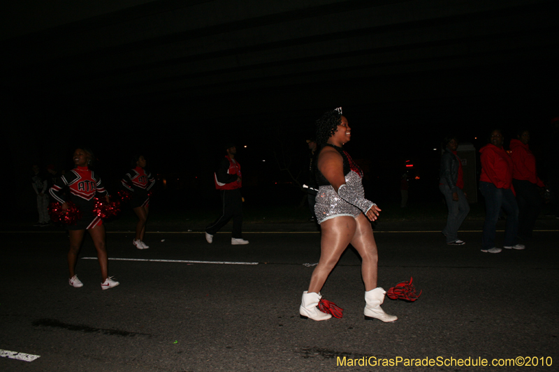 Krewe-of-Cleopatra-2010-Westbank-Mardi-Gras-2812