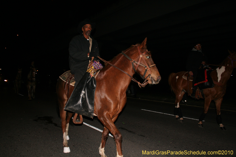 Krewe-of-Cleopatra-2010-Westbank-Mardi-Gras-2855