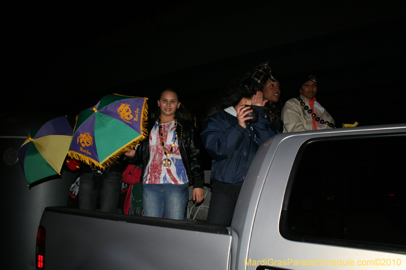 Krewe-of-Cleopatra-2010-Westbank-Mardi-Gras-2858