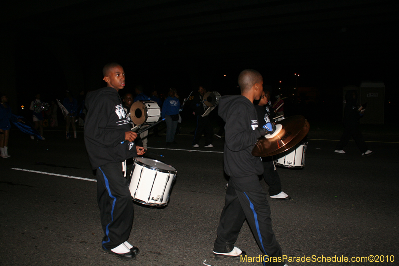 Krewe-of-Cleopatra-2010-Westbank-Mardi-Gras-2874