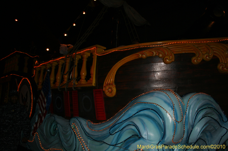 Krewe-of-Cleopatra-2010-Westbank-Mardi-Gras-2890