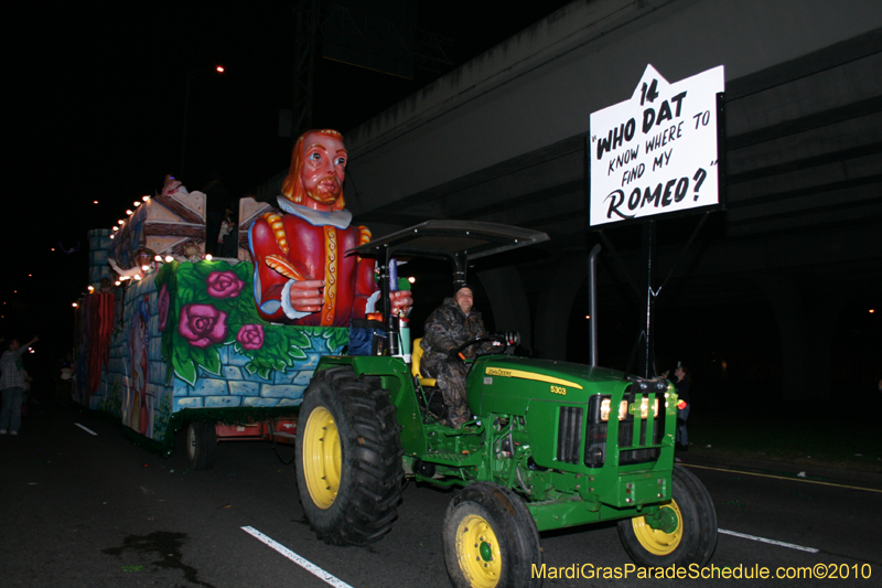 Krewe-of-Cleopatra-2010-Westbank-Mardi-Gras-2918