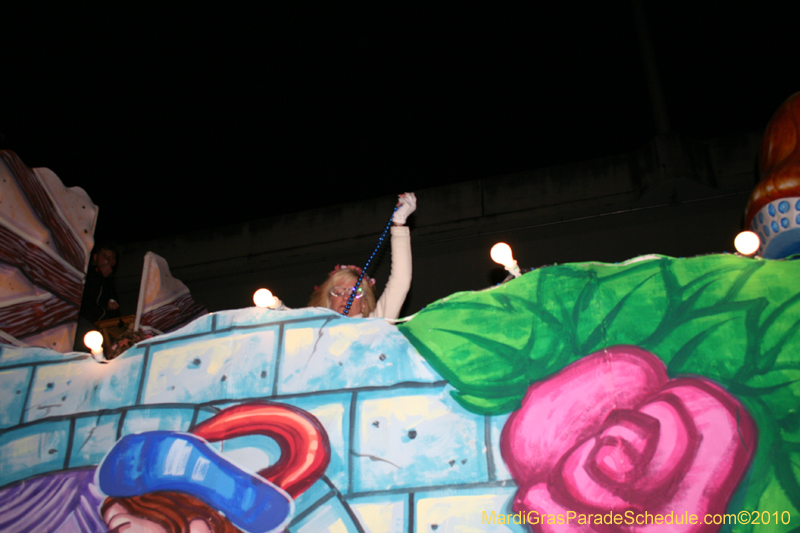 Krewe-of-Cleopatra-2010-Westbank-Mardi-Gras-2919