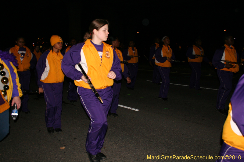 Krewe-of-Cleopatra-2010-Westbank-Mardi-Gras-2927