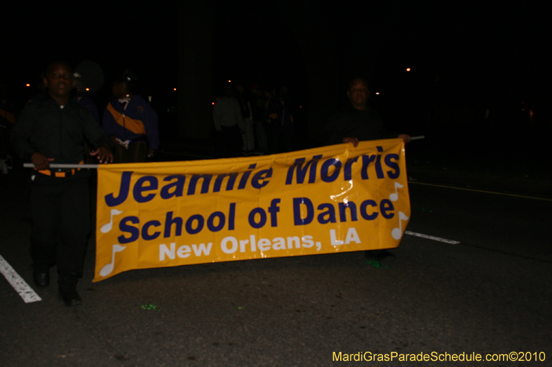 Krewe-of-Cleopatra-2010-Westbank-Mardi-Gras-2949