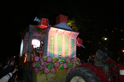 LE-KREWE-D'ETAT-2008-Mardi-Gras-New-Orleans-0580