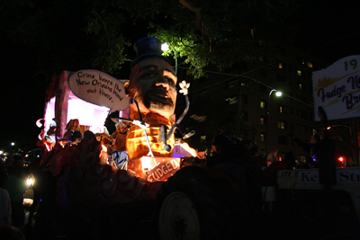 LE-KREWE-D'ETAT-2008-Mardi-Gras-New-Orleans-0611