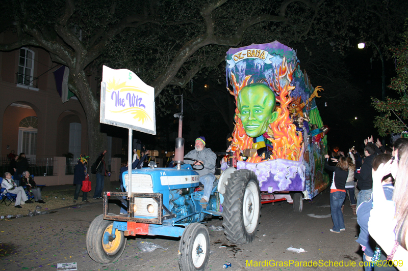 Le-Krewe-dEtat-presents-The-Dictator-Does-Broadway-for-Mardi-Gras-2009-New-Orleans-0544