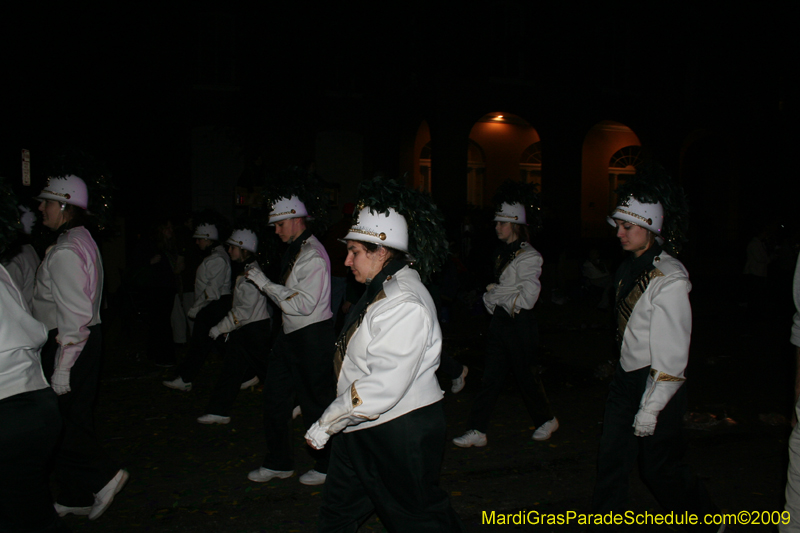 Le-Krewe-dEtat-presents-The-Dictator-Does-Broadway-for-Mardi-Gras-2009-New-Orleans-0604