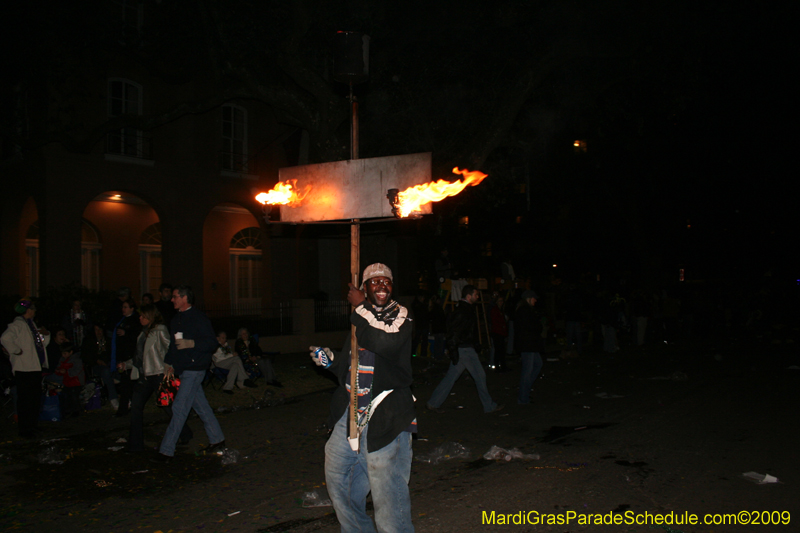 Le-Krewe-dEtat-presents-The-Dictator-Does-Broadway-for-Mardi-Gras-2009-New-Orleans-0605