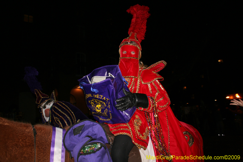 Le-Krewe-dEtat-presents-The-Dictator-Does-Broadway-for-Mardi-Gras-2009-New-Orleans-0618