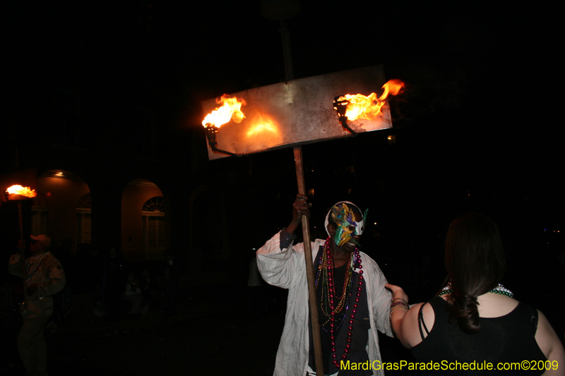 Le-Krewe-dEtat-presents-The-Dictator-Does-Broadway-for-Mardi-Gras-2009-New-Orleans-0619