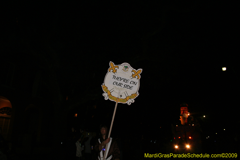 Le-Krewe-dEtat-presents-The-Dictator-Does-Broadway-for-Mardi-Gras-2009-New-Orleans-0620