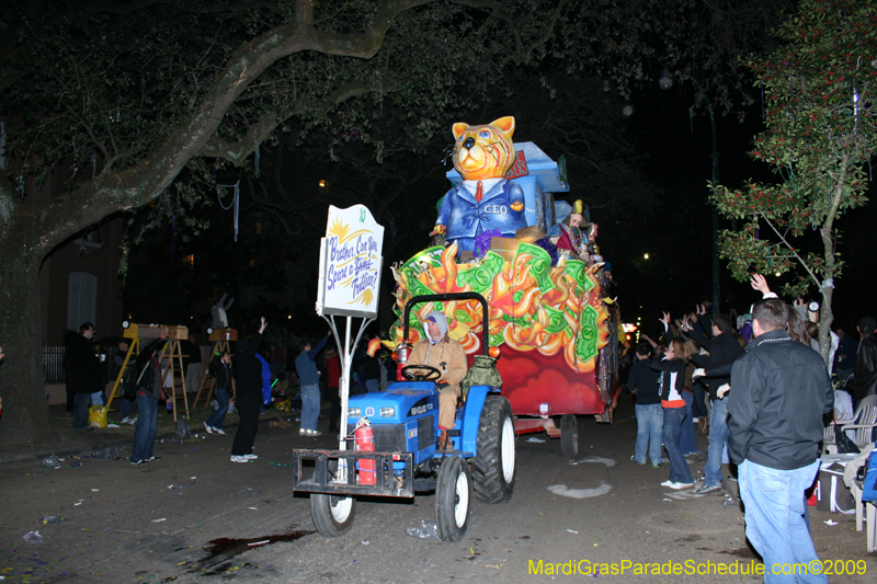 Le-Krewe-dEtat-presents-The-Dictator-Does-Broadway-for-Mardi-Gras-2009-New-Orleans-0639