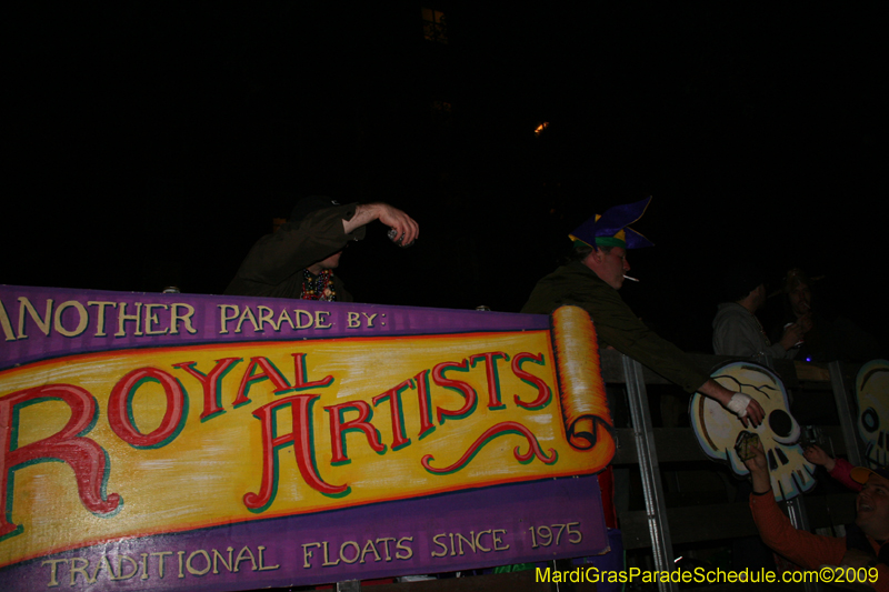 Le-Krewe-dEtat-presents-The-Dictator-Does-Broadway-for-Mardi-Gras-2009-New-Orleans-0703