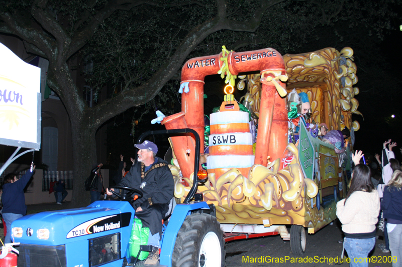 Le-Krewe-dEtat-presents-The-Dictator-Does-Broadway-for-Mardi-Gras-2009-New-Orleans-0741