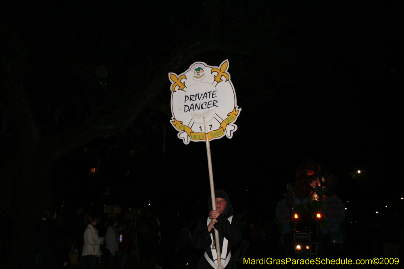 Le-Krewe-dEtat-presents-The-Dictator-Does-Broadway-for-Mardi-Gras-2009-New-Orleans-0752