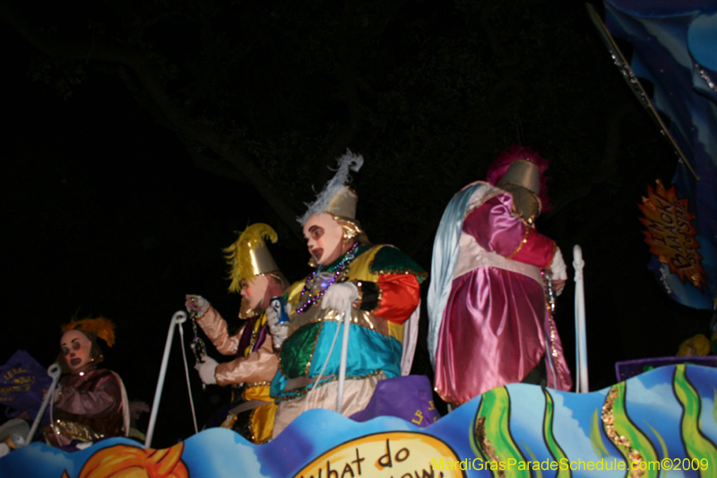 Le-Krewe-dEtat-presents-The-Dictator-Does-Broadway-for-Mardi-Gras-2009-New-Orleans-0780