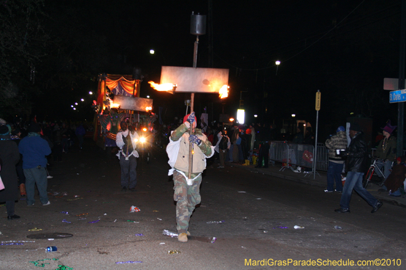 Le-Krewe-d'Etat-2010-Mardi-Gras-New-Orleans-6198