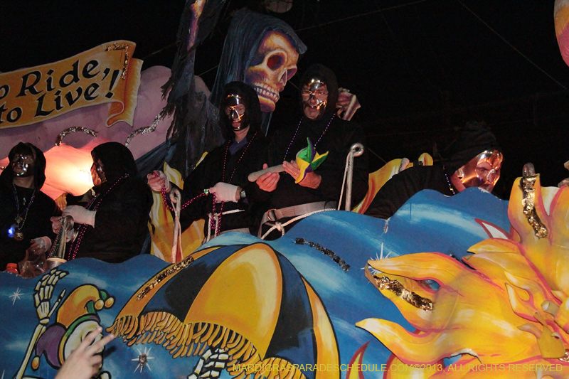 Le-Krewe-detat-2013-1108