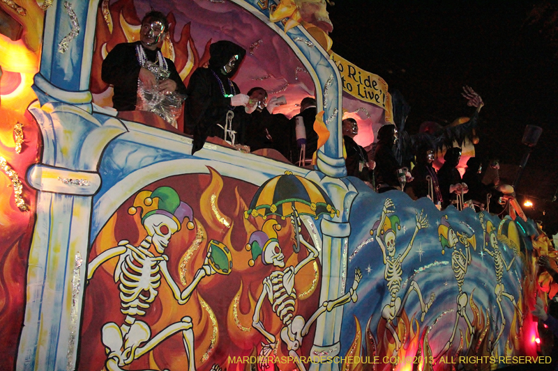 Le-Krewe-detat-2013-1113