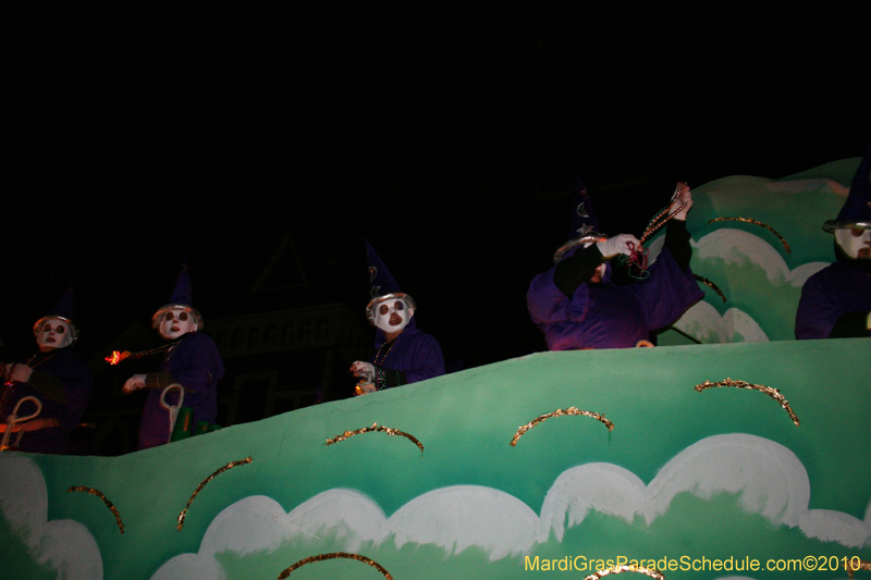 Mystic-Krewe-of-Druids-2010-presents-Druid-Holes-5760