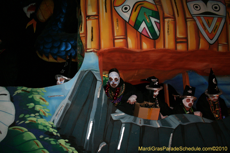 Mystic-Krewe-of-Druids-2010-presents-Druid-Holes-5806