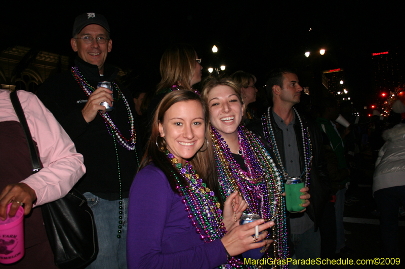 Krewe-of-Endymion-2009-presents-Tales-of-Sleep-and-Dreams-Mardi-Gras-New-Orleans-Super-Krewe-2104