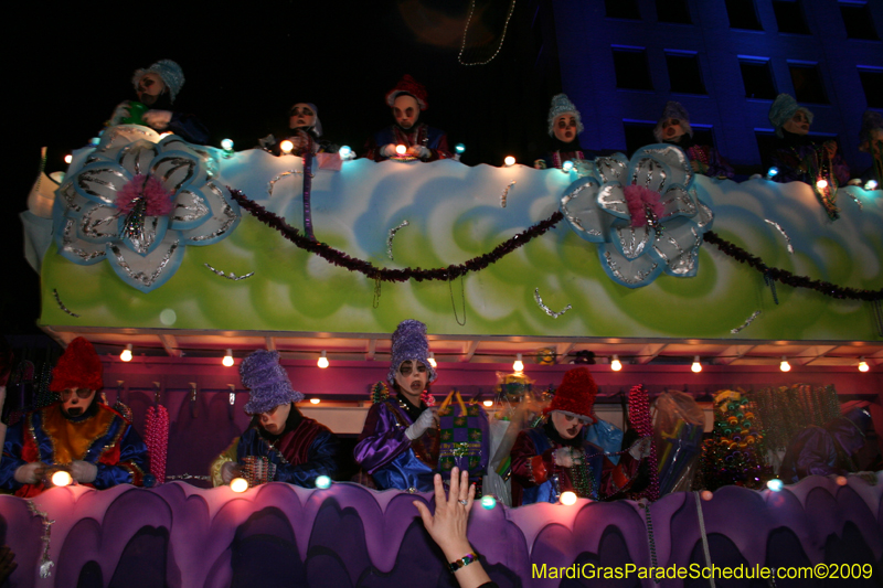 Krewe-of-Endymion-2009-presents-Tales-of-Sleep-and-Dreams-Mardi-Gras-New-Orleans-Super-Krewe-2506