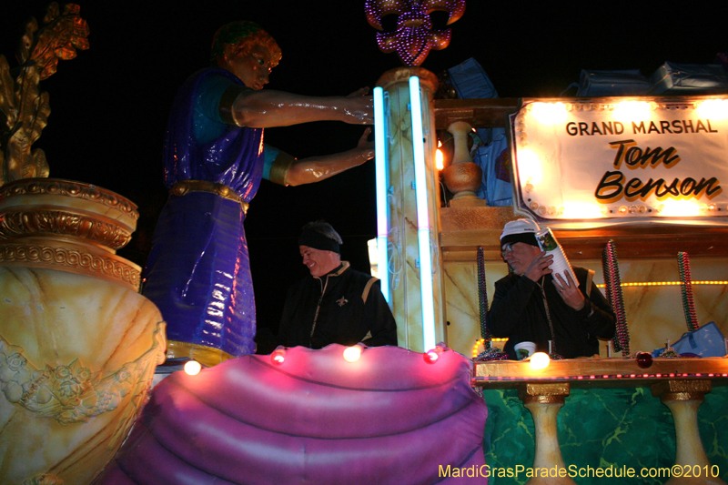 Krewe-of-Endymion-2010-Mardi-Gras-New-Orleans-8209