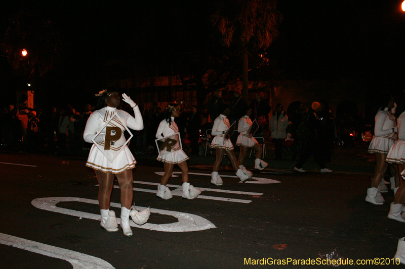 Krewe-of-Endymion-2010-Mardi-Gras-New-Orleans-8312