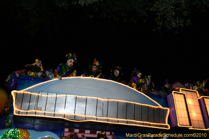 Krewe-of-Endymion-2010-Mardi-Gras-New-Orleans-8333