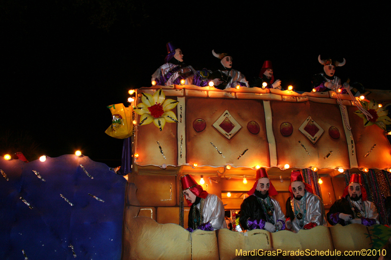 Krewe-of-Endymion-2010-Mardi-Gras-New-Orleans-8472