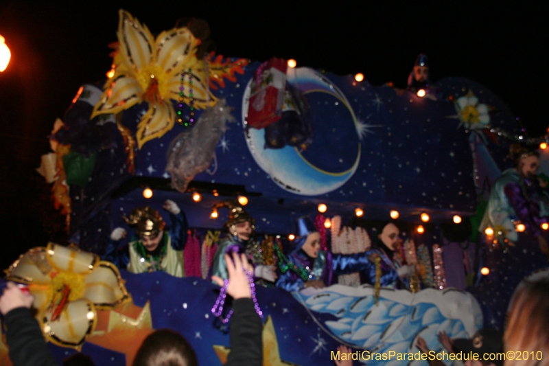 Krewe-of-Endymion-2010-Mardi-Gras-New-Orleans-8479