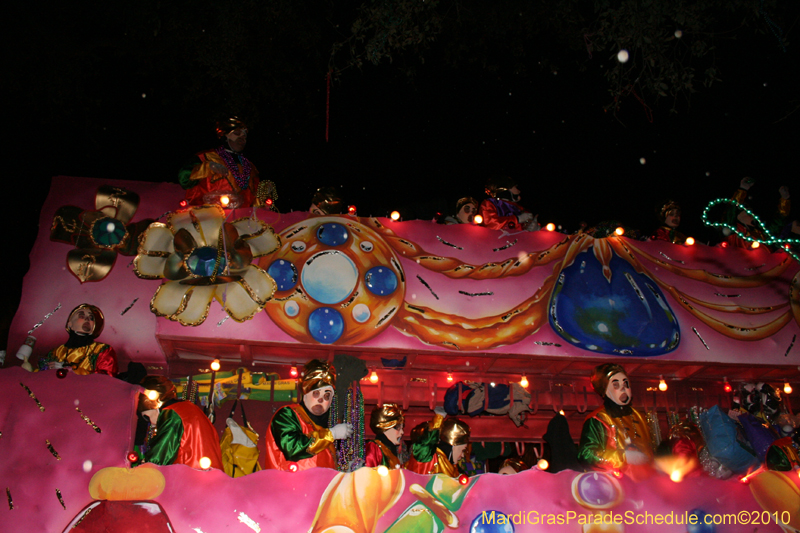 Krewe-of-Endymion-2010-Mardi-Gras-New-Orleans-8505