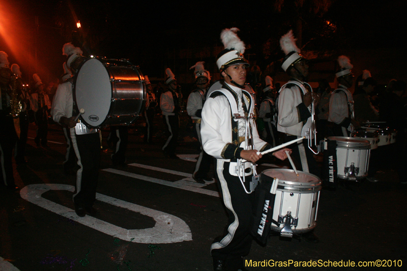 Krewe-of-Endymion-2010-Mardi-Gras-New-Orleans-8527