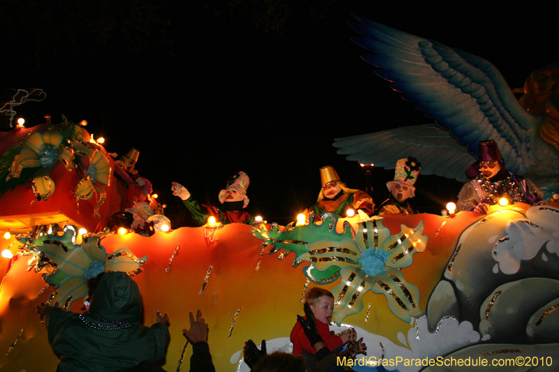 Krewe-of-Endymion-2010-Mardi-Gras-New-Orleans-8535