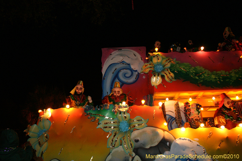 Krewe-of-Endymion-2010-Mardi-Gras-New-Orleans-8540